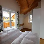 Alpstuga Chalet In Koetschach Near Family Ski Area Kotschach-Mauthen